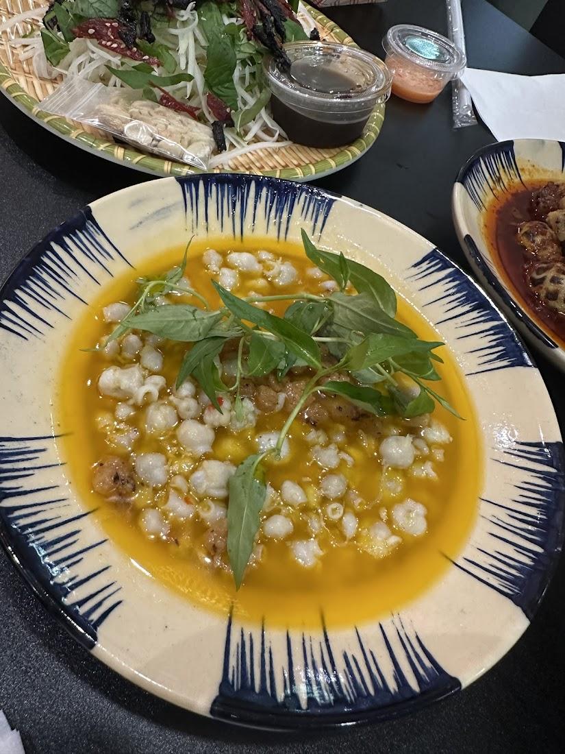 BỤI QUÁN